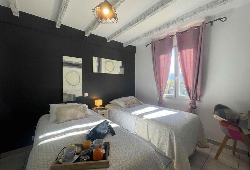 غرفة قياسية, Les Loges Du Luberon