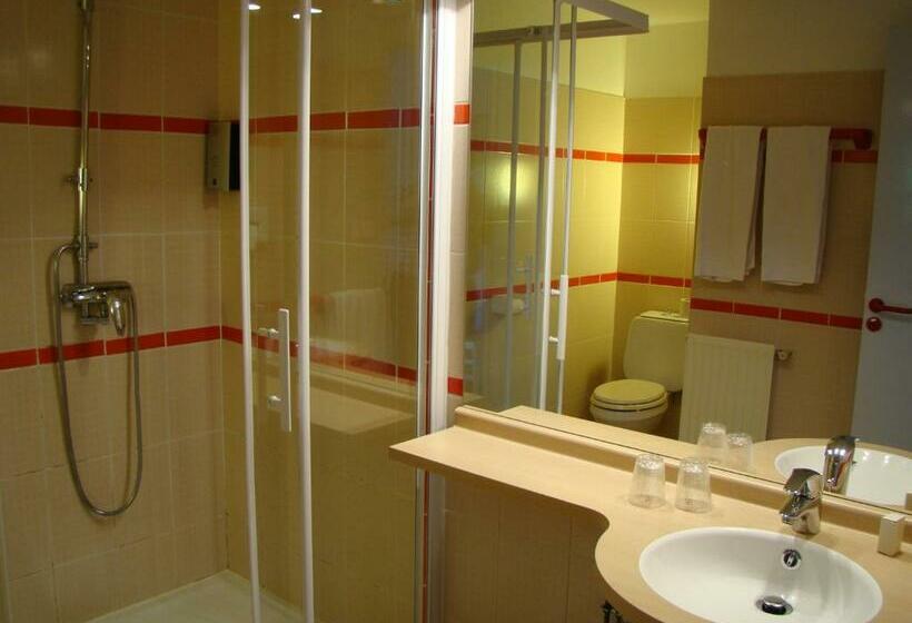 اتاق استاندارد یک نفره, Logis Hôtel Le Moulin Des Gardelles
