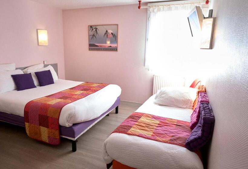 اتاق استاندارد سه نفره, Logis Hôtel Le Moulin Des Gardelles