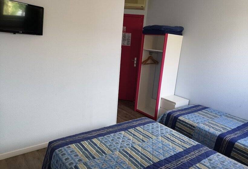 标准三人间, Triotel