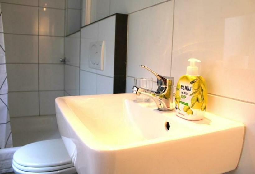标准工作室, Altstadt Hostel Cvjm Lübeck