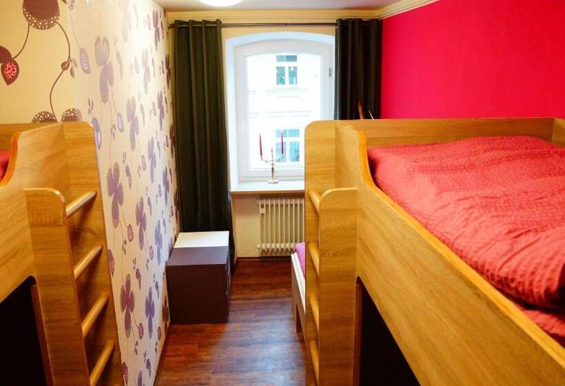 Семейный Номер, Bavaria City Hostel   Design Hostel