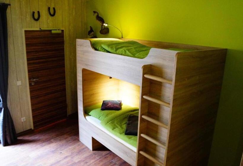 Family Suite, Bavaria City Hostel   Design Hostel