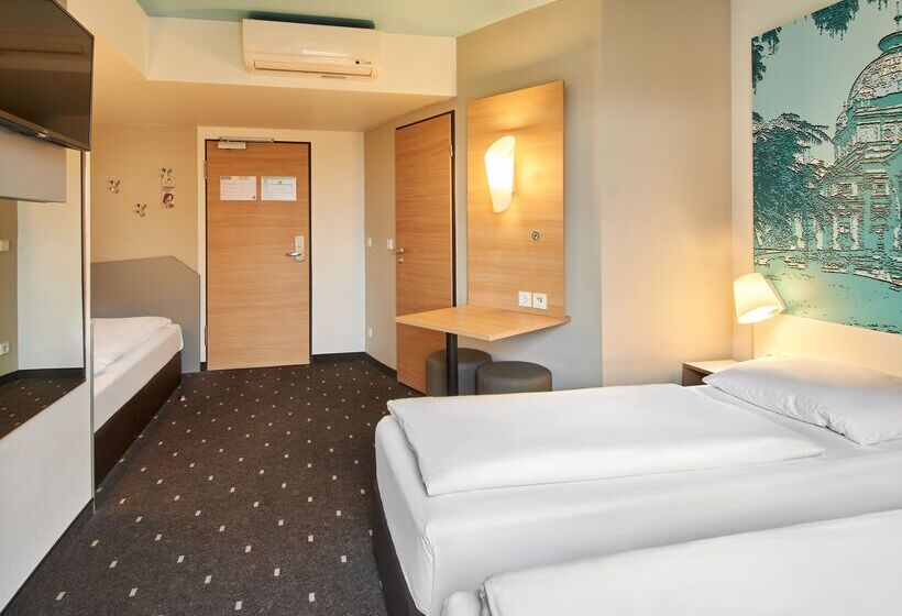 غرفة قياسية ثلاثية, B&b Hotel Bad Homburg