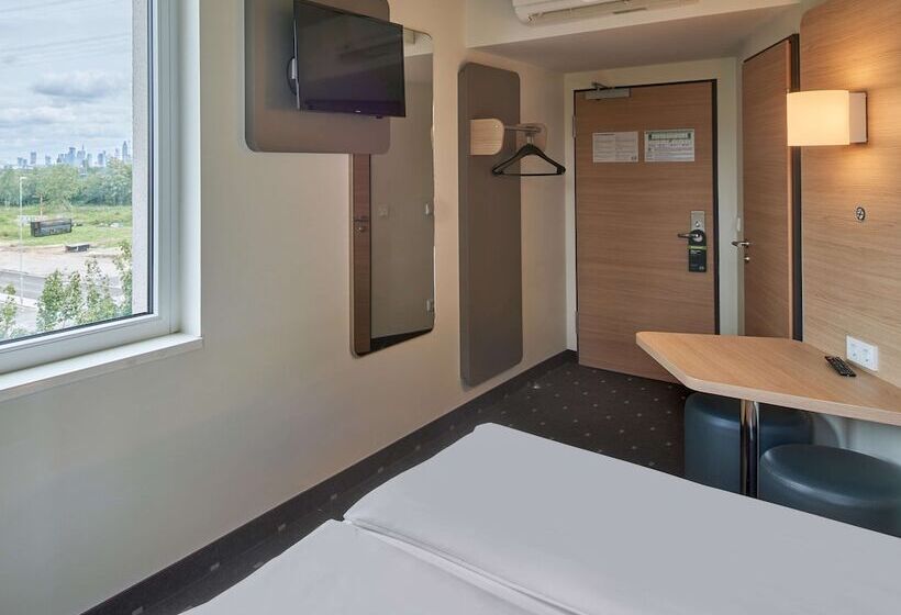 Номер Стандарт, B&b Hotel Frankfurt West
