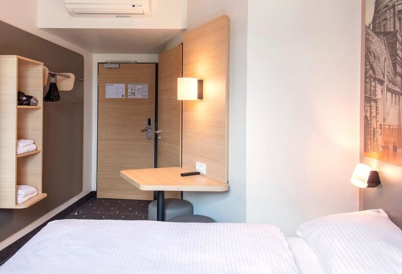 Номер Стандарт, B&b Hotel Nürnberg Hbf