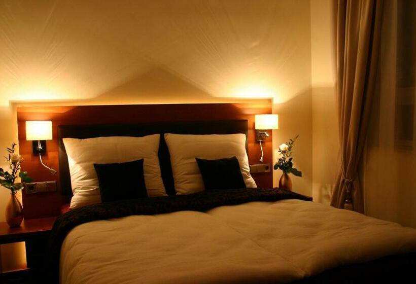 高级大房间, Kleine Festung Germersheim