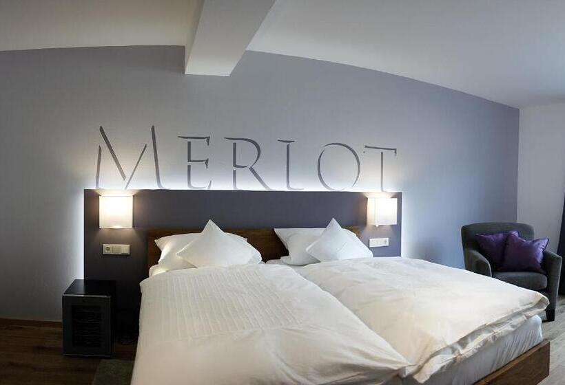 Deluxe room with river view, Weingut Lehnert Veit Guts
