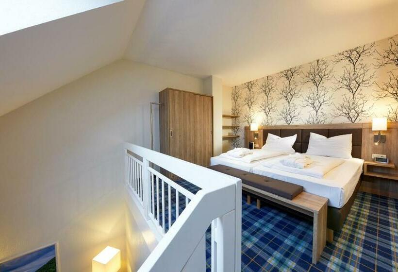 Familienzimmer, Göbel S Seehotel Diemelsee