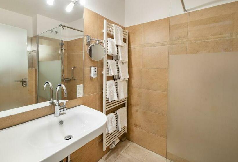غرفة عائلية, Göbel S Seehotel Diemelsee