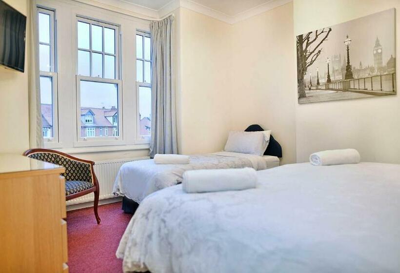 패밀리 룸, Linhill Guest House