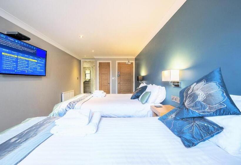 חדר משפחתי, Dolphin Rooms