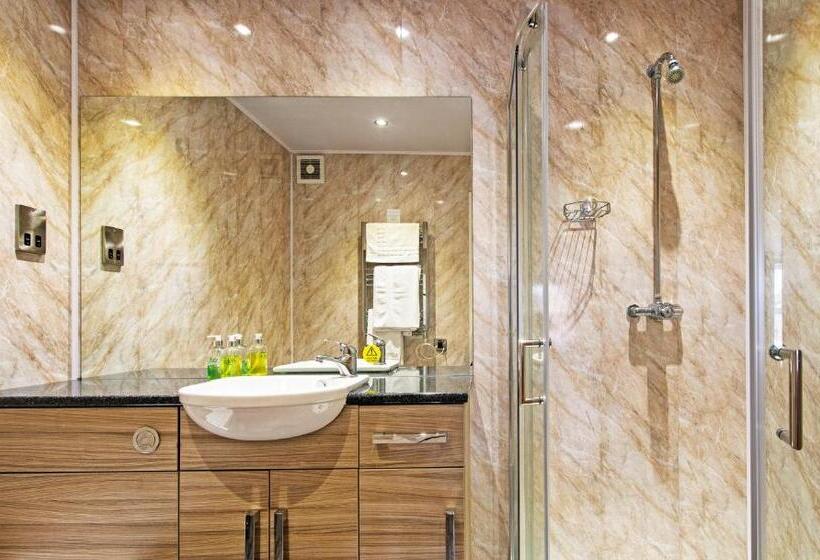 Семейный Номер, Dolphin Rooms