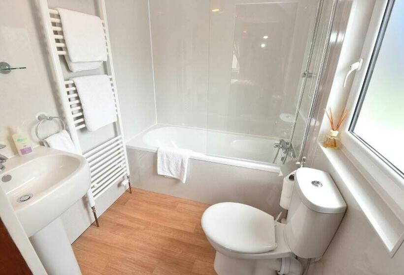 Семейный Номер, Acer Glen B&b