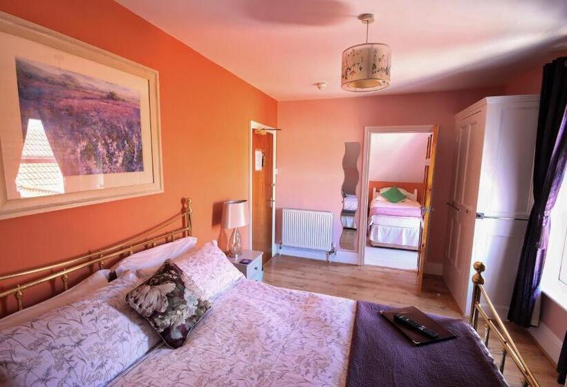 Четырехместный Номер Классик, Beaches Guesthouse