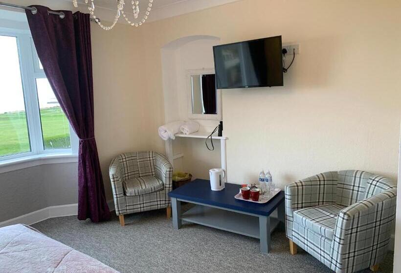 اتاق استاندارد با تخت بزرگ, Room Only At Wetherby Nairn