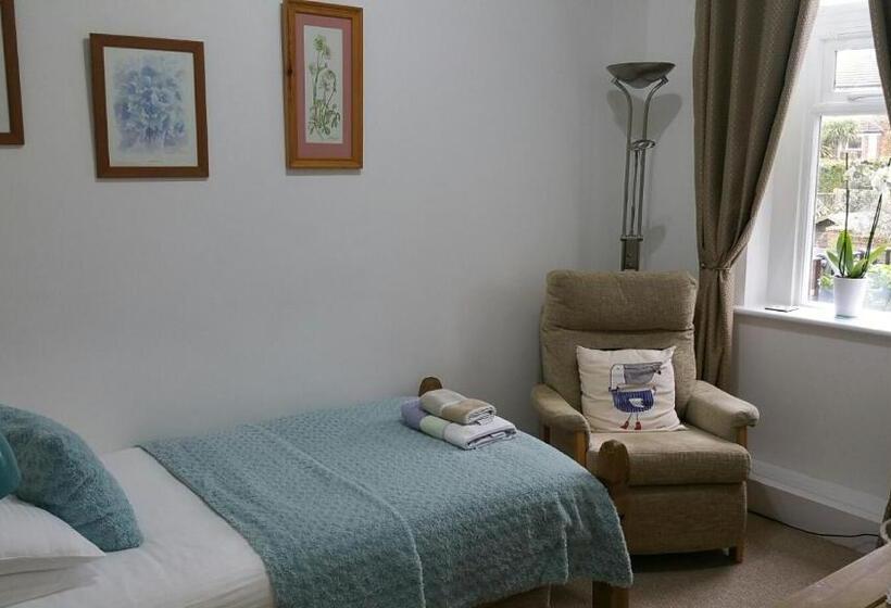 اتاق استاندارد یک نفره, Sunset Guest House