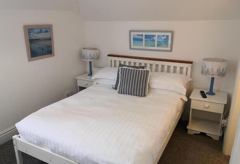 اتاق استاندارد, Sunset Guest House