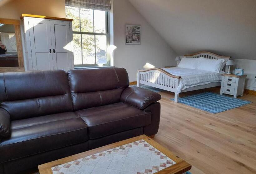 Апартаменты 1 Спальня, Ellenboro House Bed & Breakfast & Self Catering