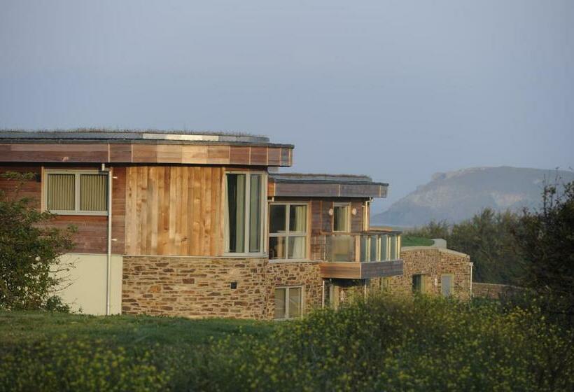 Номер Стандарт, Trevose Golf And Country Club