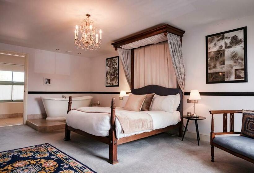 اتاق سوپریور, The Bower Inn