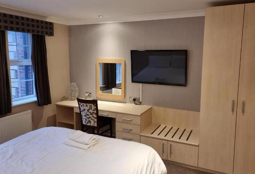 Family Suite, The Avenue Hotel Ltd