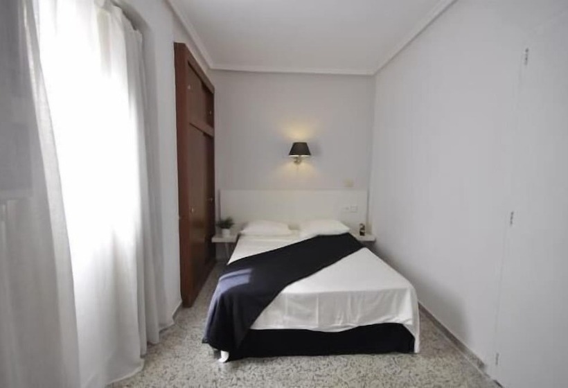 اتاق استاندارد یک نفره, Hostal On Dormire Valencia