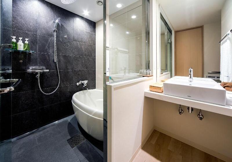 Номер Deluxe, Daiwa Roynet Hotel Kyoto Ekimae Premier