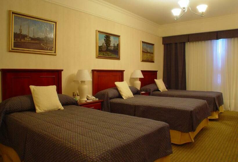 스탠다드 트리플 룸, Epic Hotel Villa Mercedes