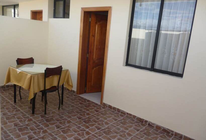 سوییت, Hostal Fevilamir