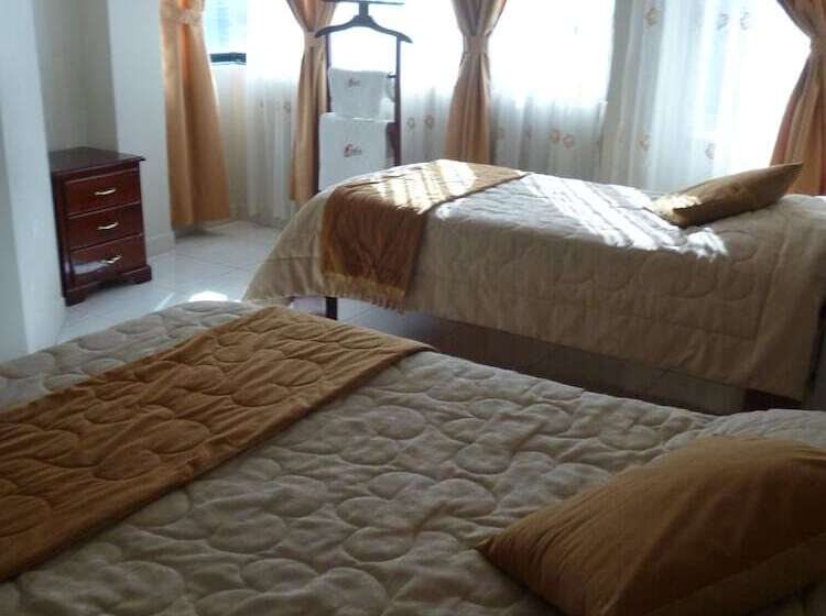 스탠다드 트리플 룸, Hostal Fevilamir