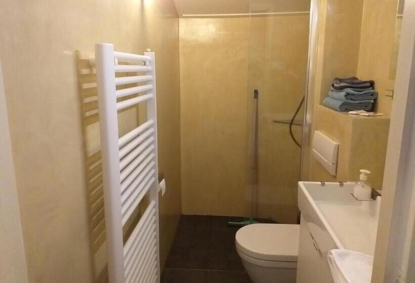 Номер Deluxe, B&b Oosterpark
