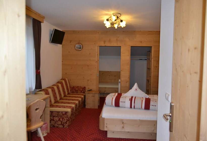 Полулюкс с Балконом, Häuslerhof