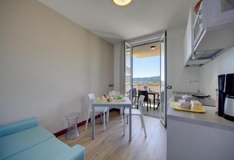 1 Bedroom Apartment Lake View, Residence Isolino