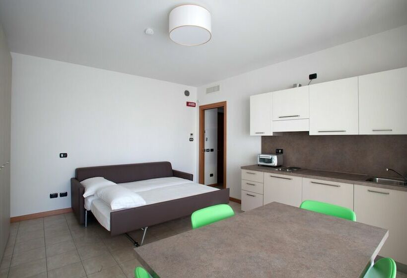 Студия Стандарт, Residence Le Querce Lainate