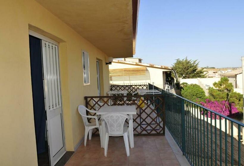 סטודיו סטנדרט עם מרפסת, Residence Solemare