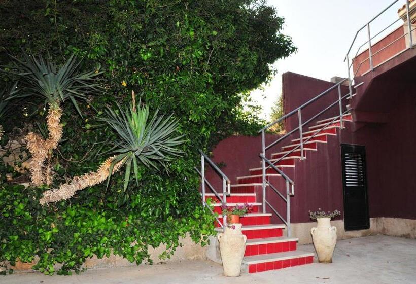 آپارتمان 1 خوابه با تراس, Residence Solemare