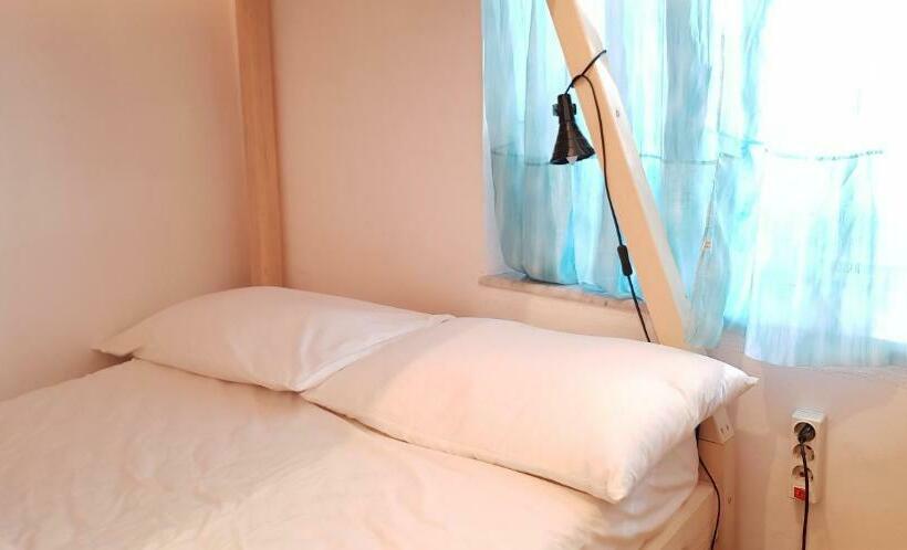 经济型三人房间, Mi Casa Es Tu Casa   Shkodra Backpackers Hostel