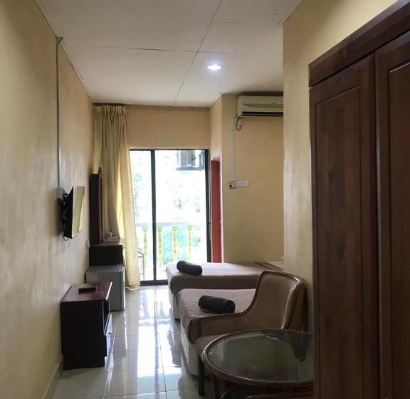 اتاق استاندارد با بالکن, Anz Langkawi Inn