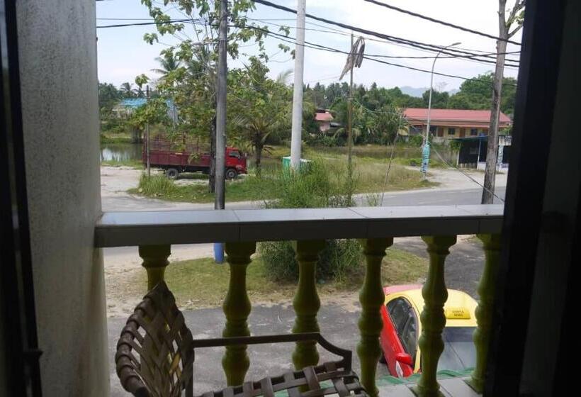 اتاق استاندارد سه تخته با بالکن, Anz Langkawi Inn