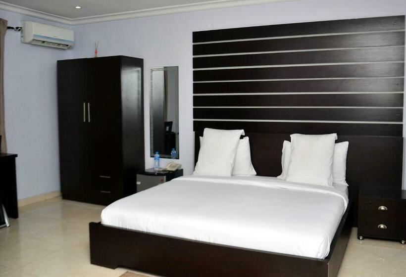 اتاق لوکس با تخت بزرگ, De Rigg Place   Alaka Estate, Surulere