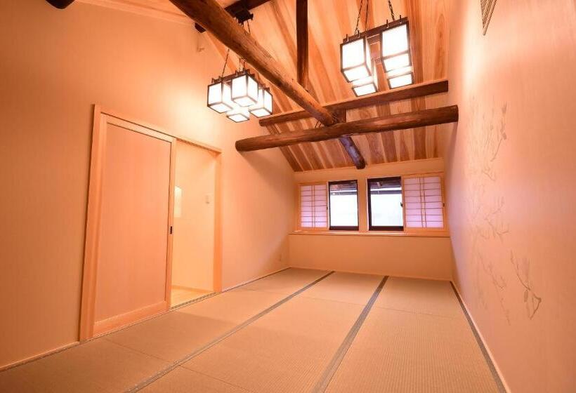 Трехместный Номер Комфорт, 高野山 宿坊 桜池院  Koyasan Shukubo Yochiin