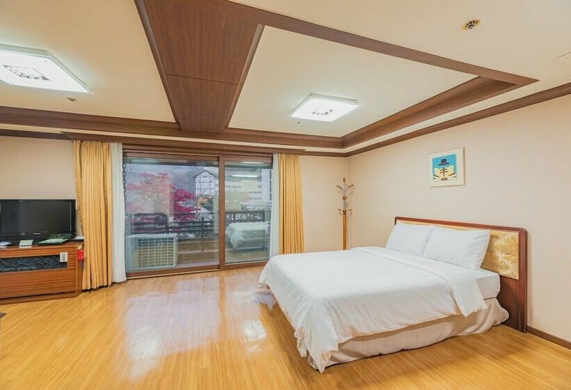 Номер Deluxe, Osaek Greenyard