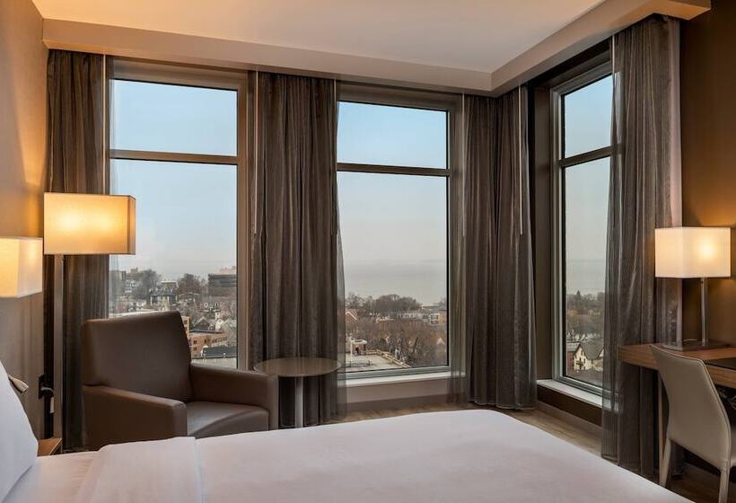 带2个双人床的标准工作室, Ac Hotel By Marriott Madison Downtown