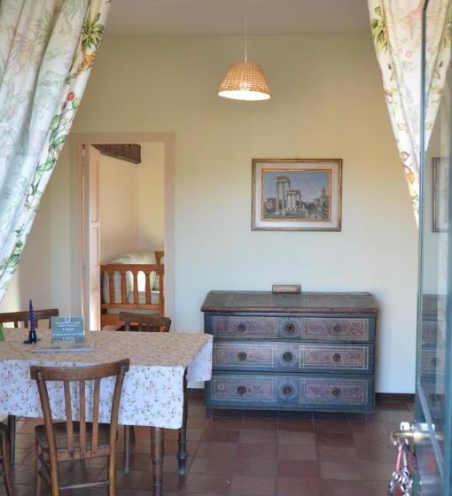 带1个卧室带花园景观的公寓, Agriturismo Pantano Borghese