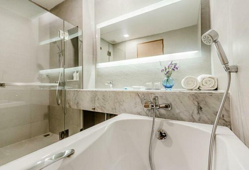 풀장 전망 디럭스 룸, Bluesotel Krabi Aonang Beach  Sha Extra Plus