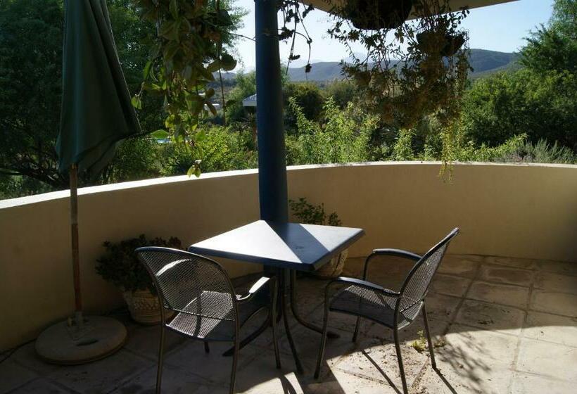 디럭스 룸 킹사이즈 침대, Calitzdorp Country House