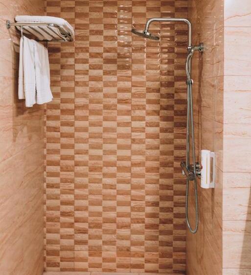 سوییت لوکس, Ramada By Wyndham Constanta