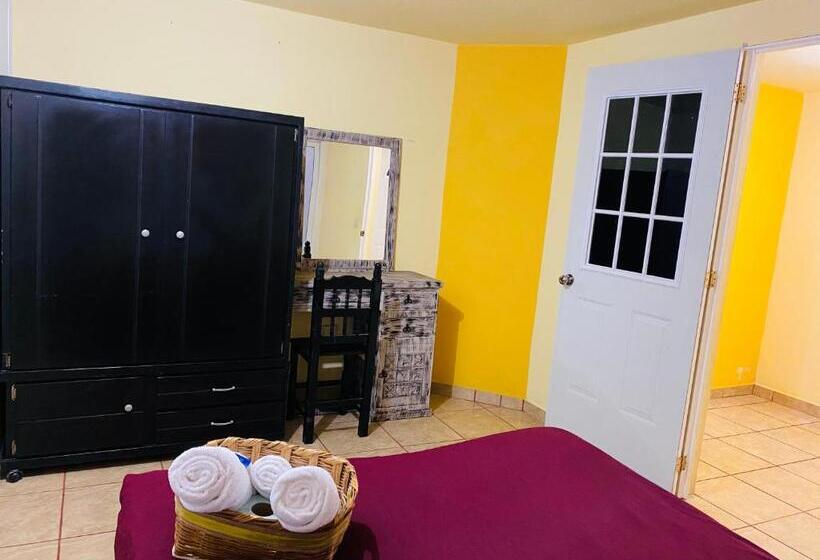 جناح, & Suites Cerro Roj0