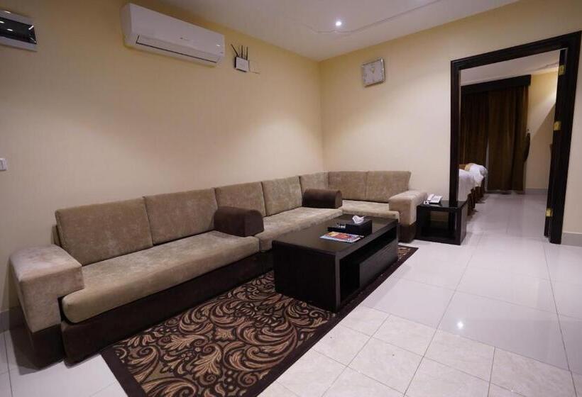 سوییت اجرایی, And Apartments Al Raqi Mall Artiaad